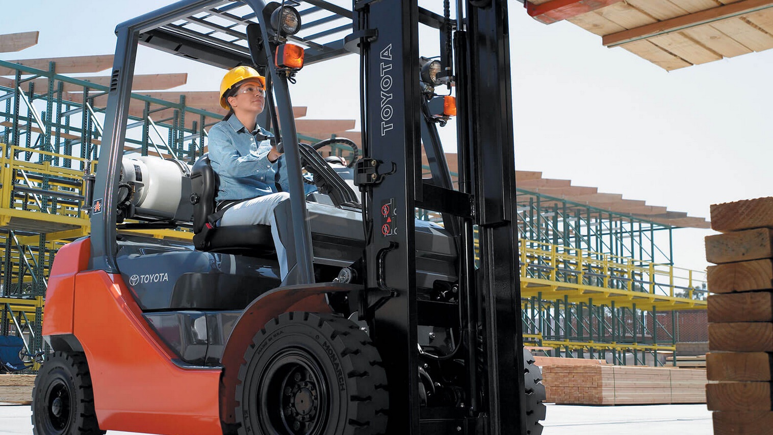 forklift-operator-qualifications-sela-university